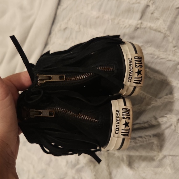 Converse Black Fringe High-Top Women's Shoes size 7! - Picture 4 of 9